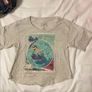 graphic tee crop top